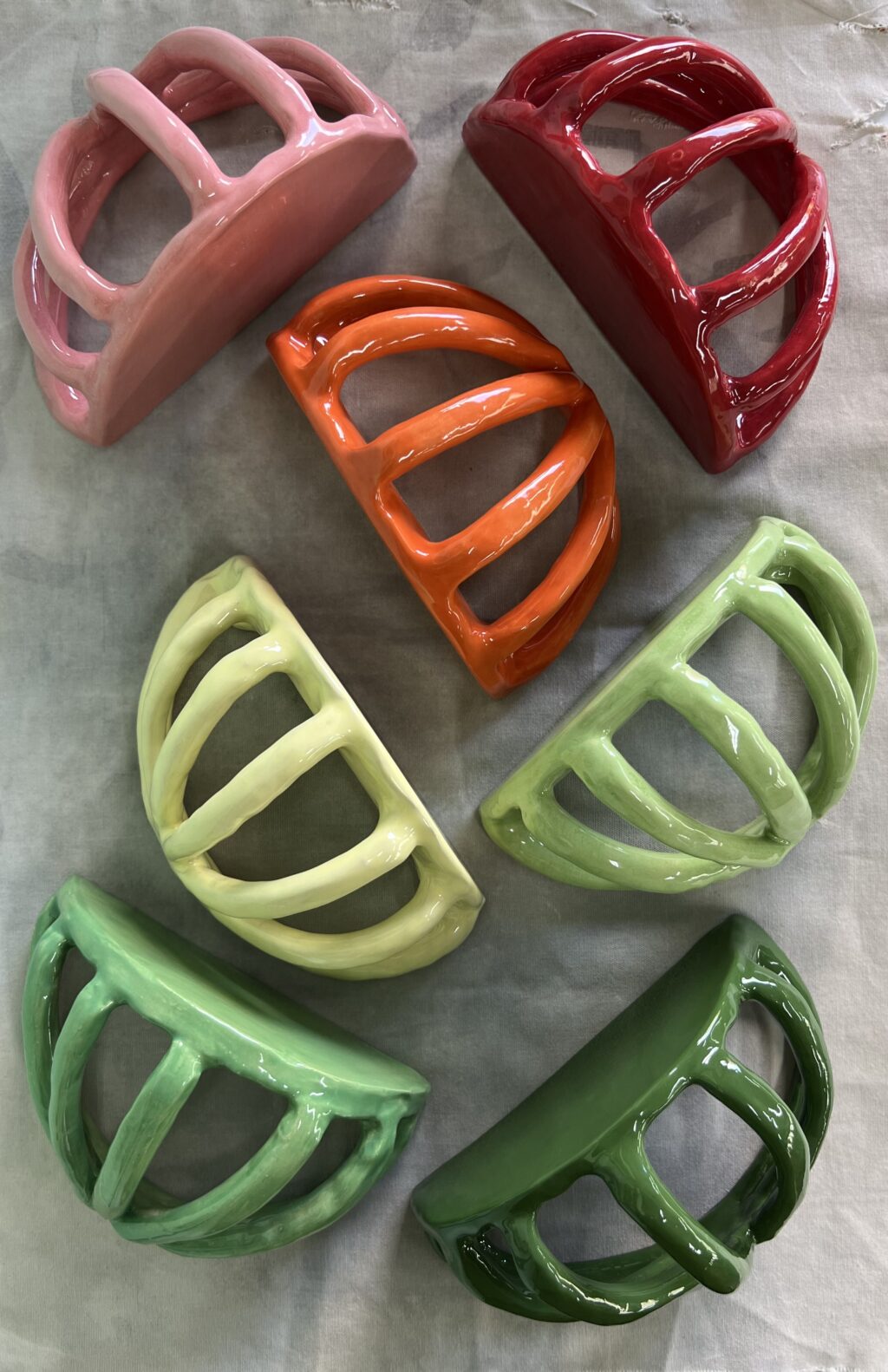 Shelf glaze